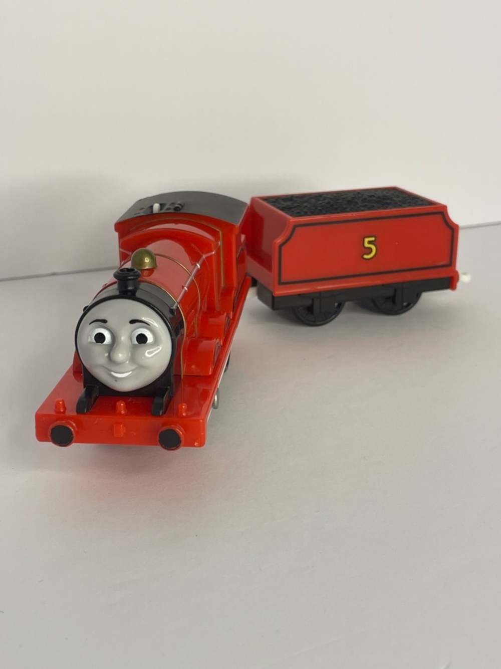 Mattel 2009 Thomas & Friends
TrackMaster Motorized James and Tender Gullane - Picture 3 of 16